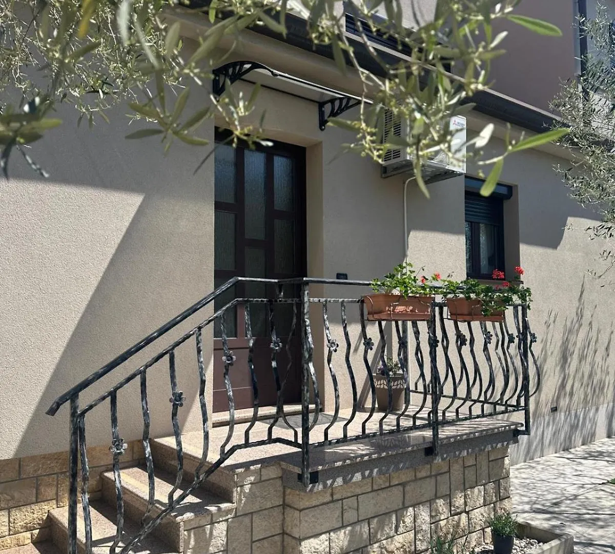 بيت ضيافة Apartment Nina With Private Pool Nova Vas